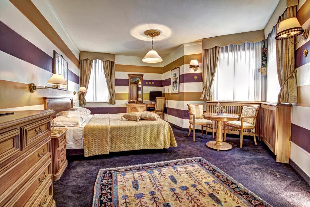 Hotel Regina San Martino Di Castrozza Oda fotoğraf